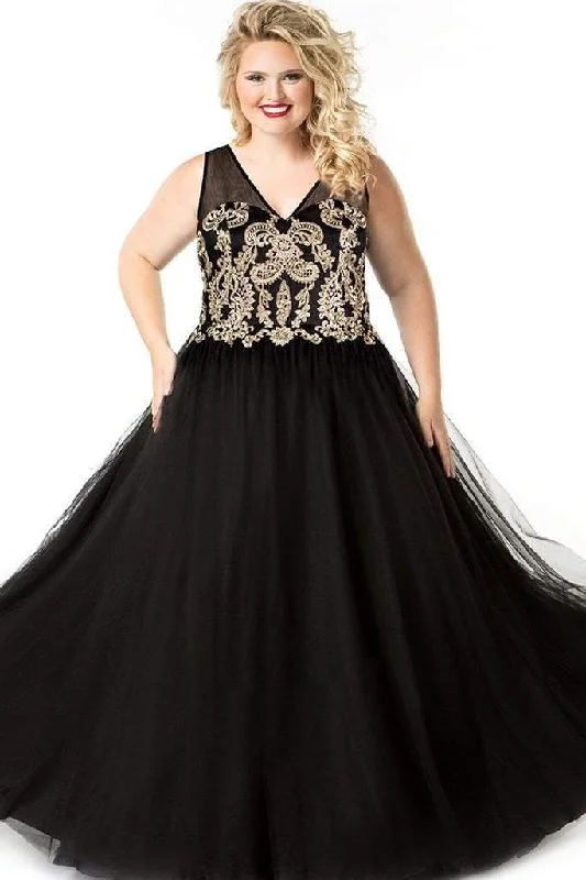 TightgrooveSydneys Closet Long Plus Size Formal Prom Dress