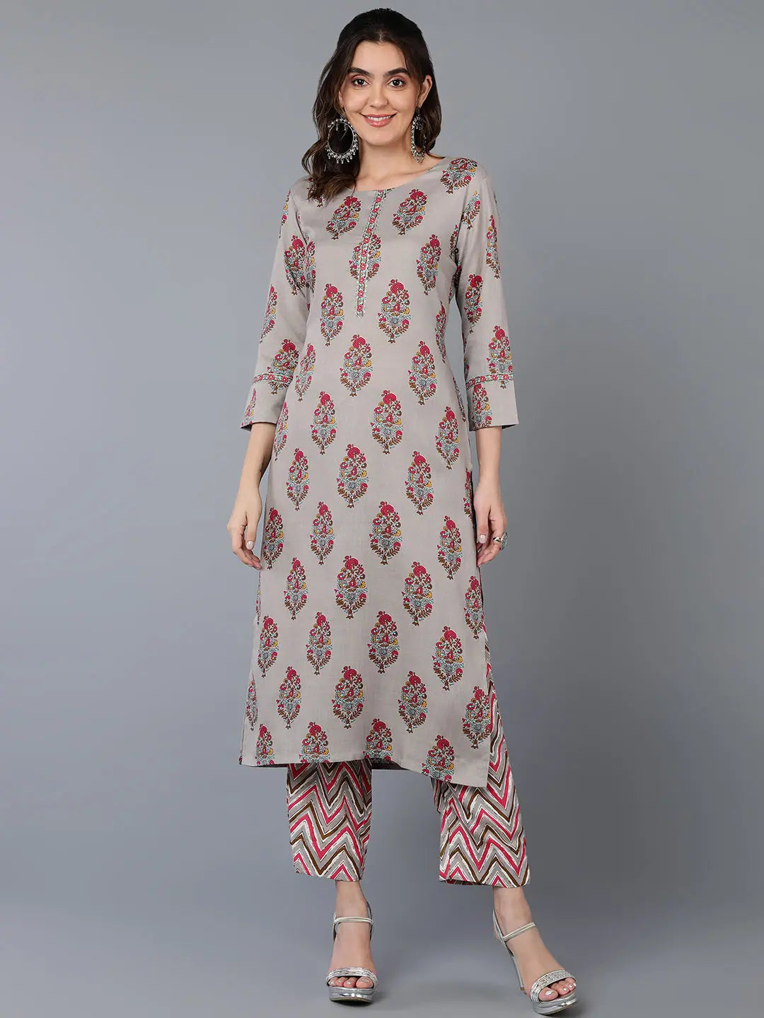 Cotton Blend Grey Floral Printed Straight Kurta