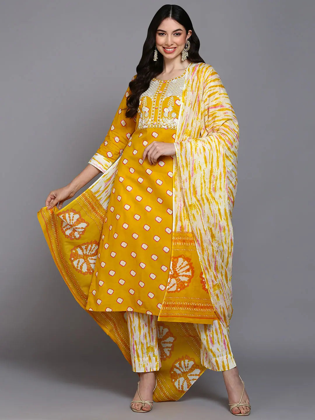 Cotton Yellow Bandhani Printed Straight Kurta Pant-VKSKD1926_XS