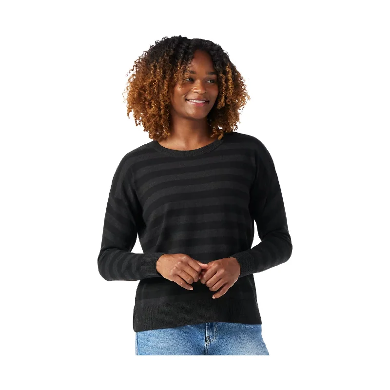 Lace Knit TopsSmartwool Women's Edgewood Boyfriend Crew Sweater - Black