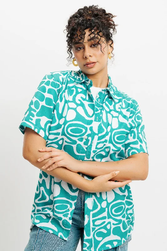 Collaborative ShirtsGreen Abstract Print Women's Resort Shirt