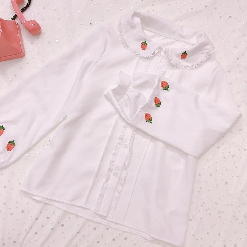 High-Fashion ShirtsStrawberry Lace Chiffon Shirt