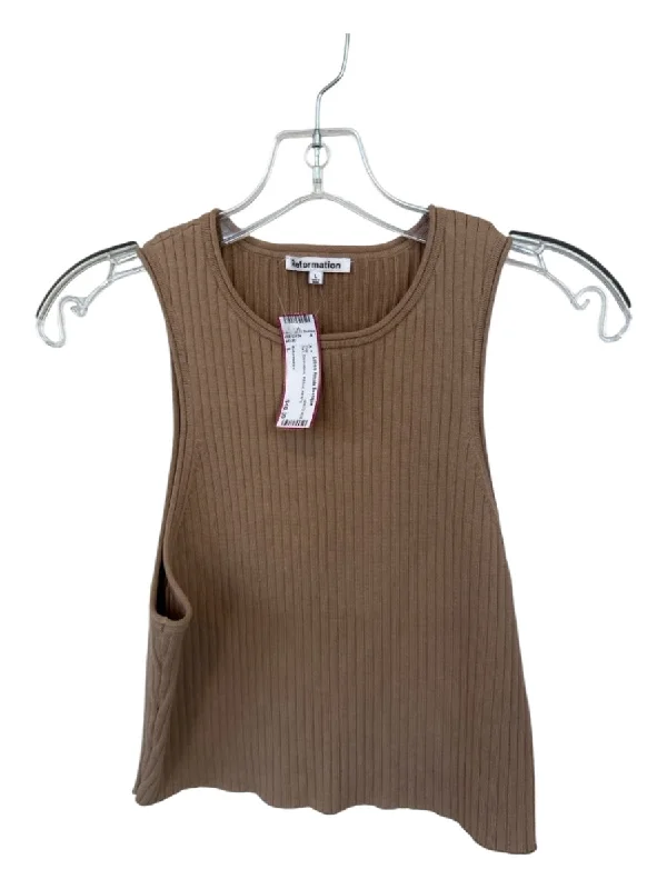 Plush sleeveless topsReformation Size L Tan Sleeveless Ribbed Top